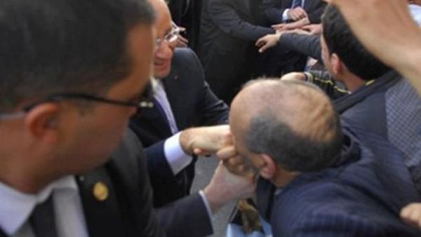 The kiss that sparked such outrage (photo courtesy of Hespress)
