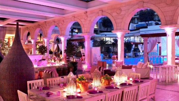 The moment guests set foot inside the 120-seat lounge they are met with a magical atmosphere