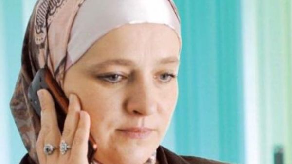The veiled mayor: Amra Babic