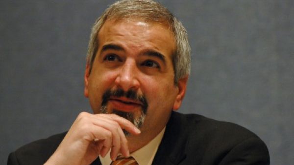 New York Times correspondent and twice winner of the Pulitzer Prize, Anthony Shadid. (Image source: "periscopepost.com")
