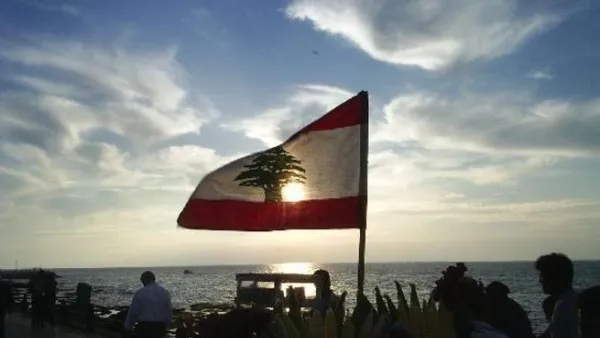 لدعوة معظم دول المجلس مواطنيها إلى تجنب السفر إلى لبنان نظراً لعدم استقرار الأوضاع الأمنية هناك ، الأمر الذي يجعل وجود مواطني دول المجلس فيه غير آمن