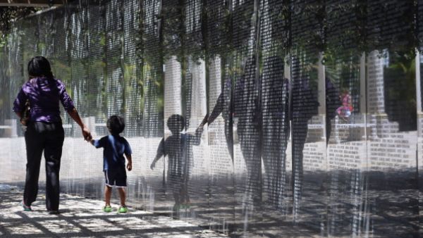 الأطفال الذي يجلسون ويتحركون من دون مساعدة في وقت مبكر وبشكل استثنائي لن يكونوا بالضرورة أكثر ذكاء