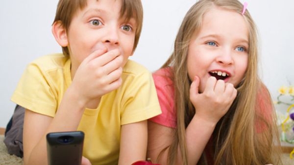 The report notes that children of single-parent families are in the worst situation.