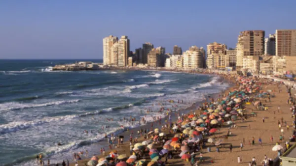 حصلت على تصريح للتوجه الى مصر