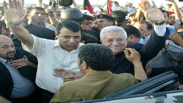 الدحلان يخضع للتحقيق في رام الله 