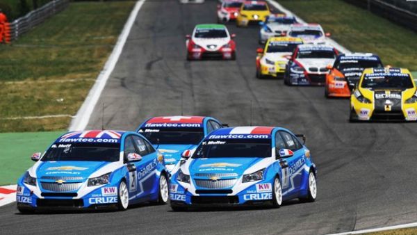 Results show the level of competitiveness achieved by the Cruze 1.6 turbo and allows Chevrolet to be a solid leader in the manufacturers’ standings Results show the level of competitiveness achieved by the Cruze 1.6 turbo and allows Chevrolet to be a solid leader in the manufacturers’ standings