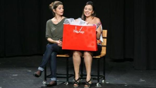 Taoutel and Khalil discuss the ups and downs of marriage in a scene from “El Orbaa Bi Noss El Joumaa.”