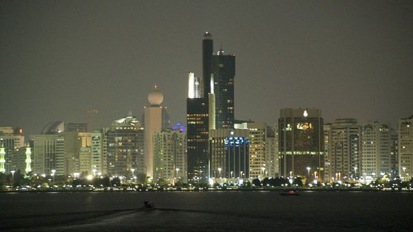 جاءت مكاسب قطاع العقارات خلال العام الحالي بدعم من جميع أسهمه بصدارة سهم “الدار”، بعد اندماج الشركة مع “صروح"