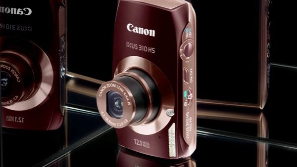 The new IXUS in Brown