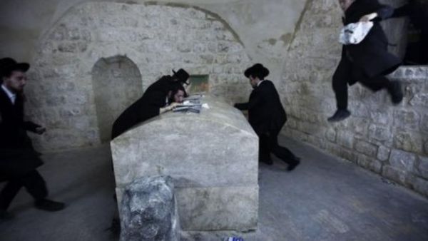 Israeli worshippers
