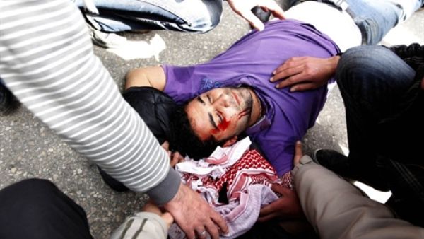 مصاب في مظاهرات الداخلية- ارشيف