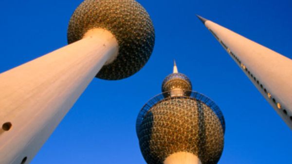 انخفض نصيب النشاط الاستثماري إلى نحو 36,4%، مقابل 39,3% للربع الأول 2011 انخفض نصيب النشاط الاستثماري إلى نحو 36,4%، مقابل 39,3% للربع الأول 2011