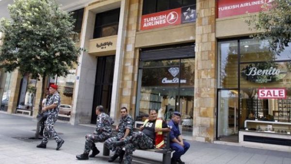 تركيا تحذر من "تداعيات سلبية" لخطف الطيارين في لبنان
