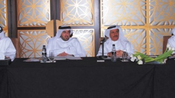 الاجتماع الثاني للجنة لعام 2011 والذي استعرض سلسلة من المواضيع الأساسية المتعلقة بأداء الأسواق الاستهلاكية والمستهلكين في الدولة