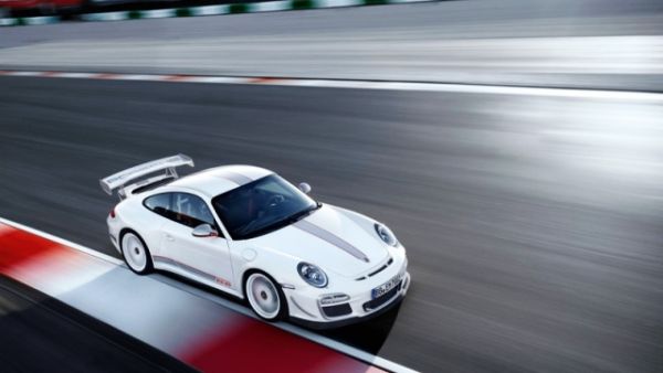 The new Porsche 911 GT3 RS 4.0 racing car The new Porsche 911 GT3 RS 4.0 racing car
