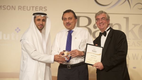 Rohit Walia, Executive Vice Chairman & CEO of the Alpen Capital Group receiving the award at a ceremony held at the Ritz Carlton on 22 June Rohit Walia, Executive Vice Chairman & CEO of the Alpen Capital Group receiving the award at a ceremony held at the Ritz Carlton on 22 June