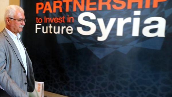Syria's umbrella opposition group has said it will now attend talks in Rome later this week