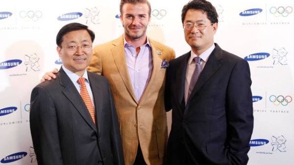 Samsung executives with David Beckham