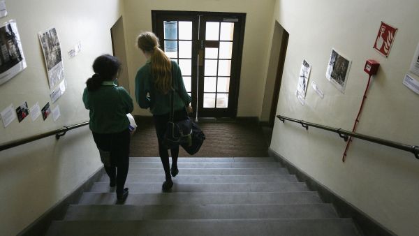 The university defends its position by saying that female students must wear modest attire that corresponds with Islamic teachings. 