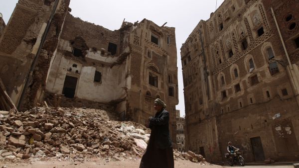 Yemeni militants have carried out multiple attacks and attempted kidnappings this month. (AFP/File)