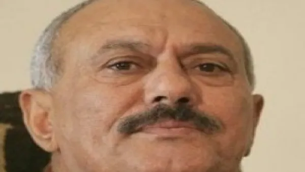 مستعد للتنحي بلا محاكمة 