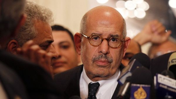 A picture taken on November 22, 2012, in Cairo shows Egyptian opposition leader and Nobel Prize laureate Mohamed ElBaradei leaving at the end of a joint press conference. AFP PHOTO / STR A picture taken on November 22, 2012, in Cairo shows Egyptian opposition leader and Nobel Prize laureate Mohamed ElBaradei leaving at the end of a joint press conference. AFP PHOTO / STR