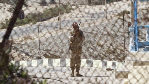 10 Egyptian soldiers were injured in Sinai on Monday after a roadside bomb exploded. (AFP)