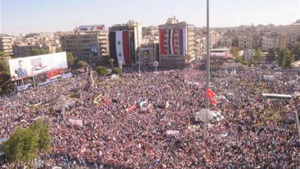 مظاهرة مؤيدة للرئيس السوري بشار الاسد 
