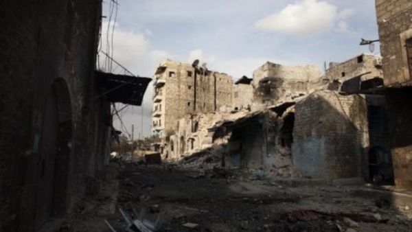 دمار في احد احياء حلب القديمة 
