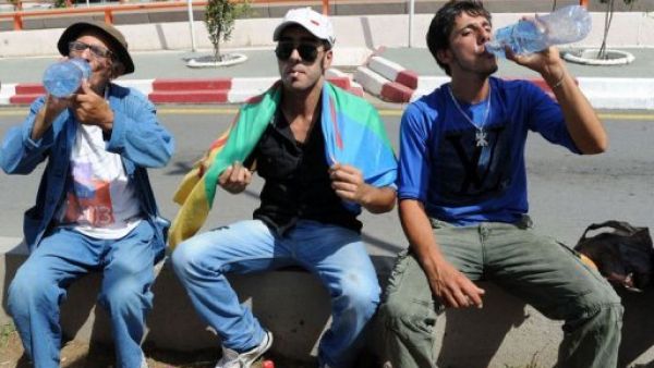 مفطرون علنا في الجزائر