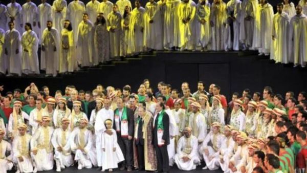 الجزائر تبدا الاحتفالات بالذكرى الخمسين للاستقلال 