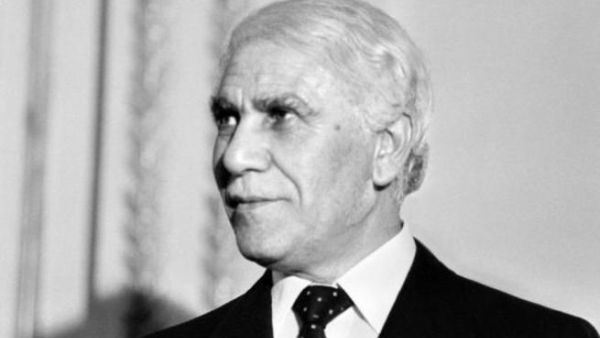 لشاذلي بن جديد 