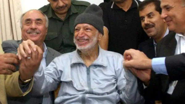 الزعيم الفلسطينى الراحل ياسر عرفات
