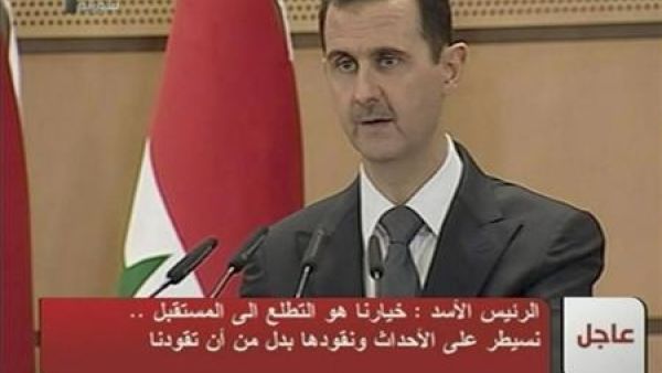 الأسد يتحدث للشعب السوري في دمشق يوم الاثنين. صورة من التلفزيون السوري

