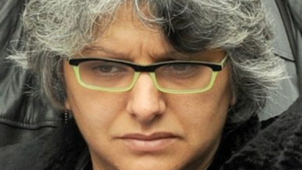 بسمة الخلفاوي أرملة المحامي والمعارض اليساري التونسي شكري بلعيد