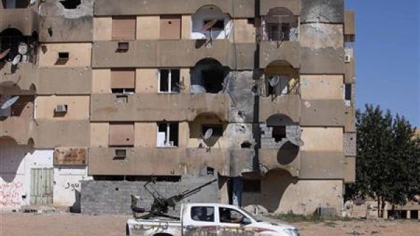 سيارة تابعة للثوار في بني وليد
