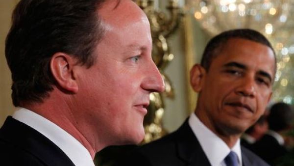 British Prime Minister David Cameron (L) and US President Barack Obama. (AFP/File)