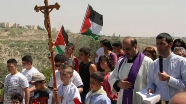 المسيحيون يحيون الجمعة العظيمة
