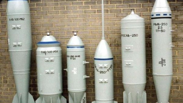 There is video proof of unexploded bombs that are indeed cluster bombs used by the Syrian Army.