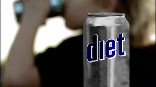  تبيّن أن خطر حصول أمراض الأوعية الدموية مثل النوبة القلبية أو السكتة الدماغية، ازداد لدى الأشخاص الذين تناولوا مشروبات "الدايت"