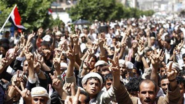 متظاهرون في صنعاء