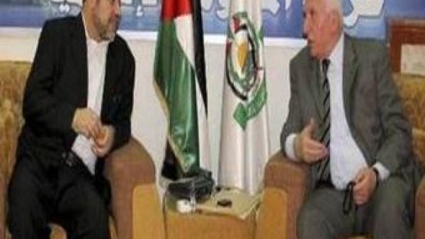 عباس التقى ابو مرزوق في القاهرة 