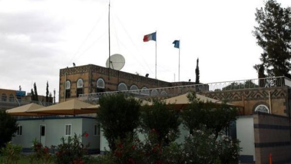 فرنسا ستغلق سفارتها في اليمن "بضعة ايام" بسبب تهديدات باعتداءات