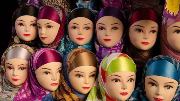 One brave girl keeps her faith but removed her head covering and shares her experience ot others. 
