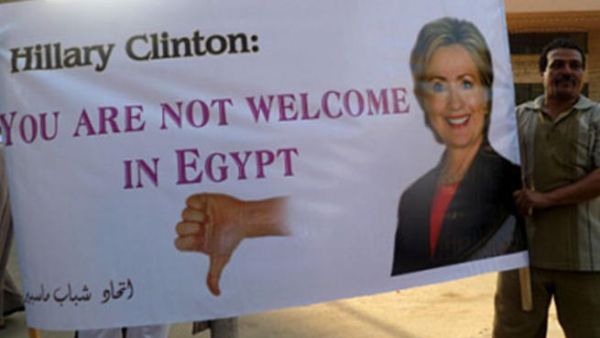 Hillary Clinton: You're not welcome in Egypt
