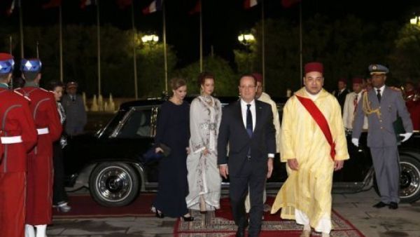 العاهل المغربي  محمد السادس والرئيس الفرنسي فرانسوا هولاند