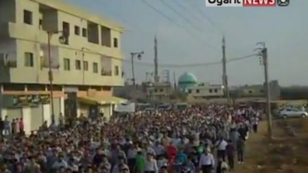 متظاهرون في مدينة حوران السورية