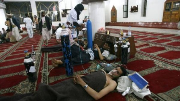 المساجد تحولت الى مسشتفيات ميدانية