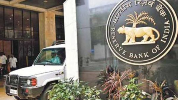 The headquarters of the Reserve Bank of India in Mumbai. It formed a panel to consider introducing Islamic banking after Prime Minister Manmohan Singh’s visit to Malaysia in 2010.