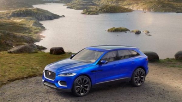 Jaguar unveiled its C-X17 Sports Crossover Concept at the Dubai International Motor Show 2013 (Courtesy of Automobiles Review)
